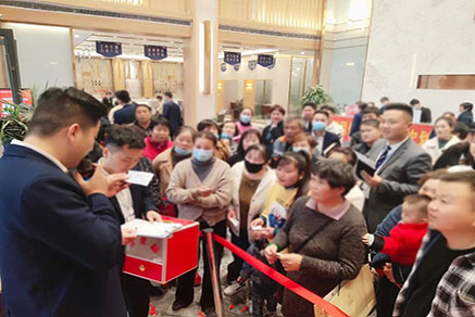 同信府丨現(xiàn)象級紅盤熱銷解密，以實力為品質(zhì)生活加冕